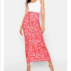 Maxi red skirt